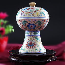 景德鎮(zhèn)油彩陶瓷藝術(shù)館創(chuàng)始人常炳華獲獎(jiǎng)作品2016春季拍賣會(huì)作品 手繪原創(chuàng)瓷瓶系列鑒賞
